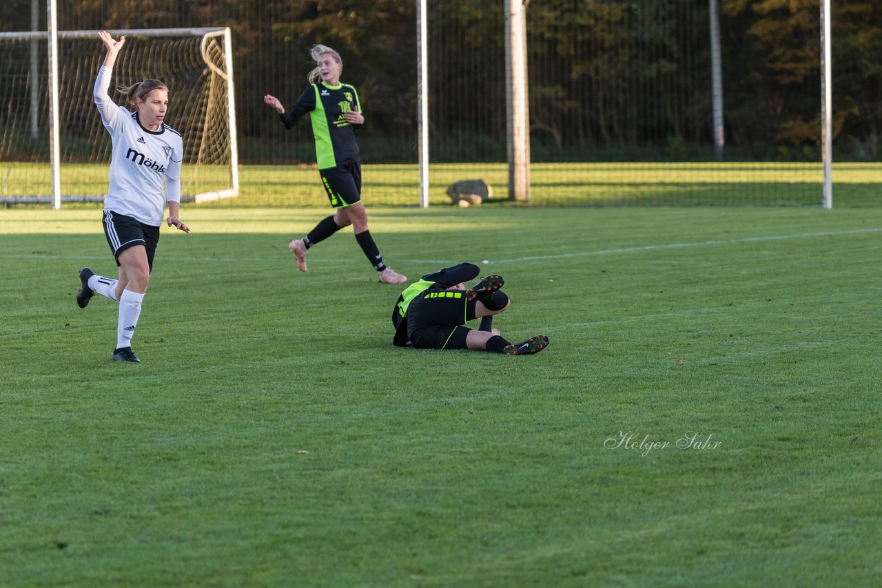 Bild 335 - Frauen TSV Vineta Audorg - SV Friesia 03 Riesum Lindholm : Ergebnis: 2:4